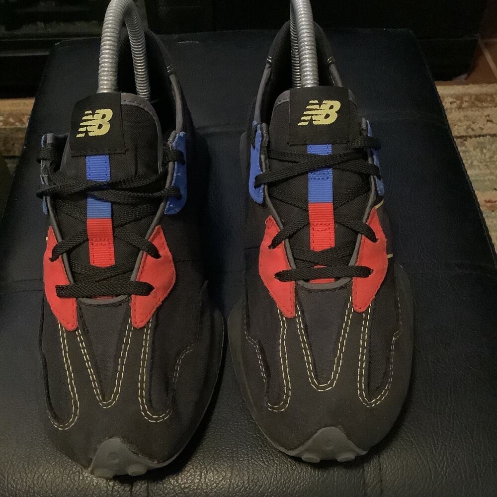 New Balance 327 Running Shoes Black Red Blue Shoes Good Condition